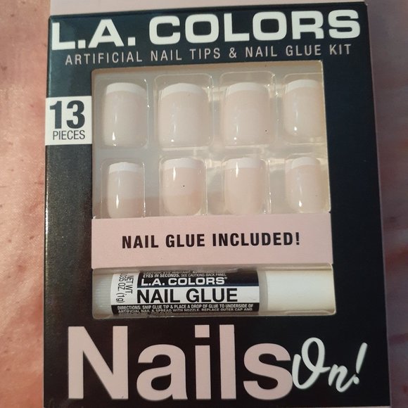 SALE!!! Brand New False Nails - Picture 1 of 1